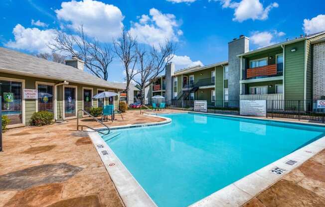 Cobble Hill Apartments in Fort Worth, Texas Clubhouse and Pool