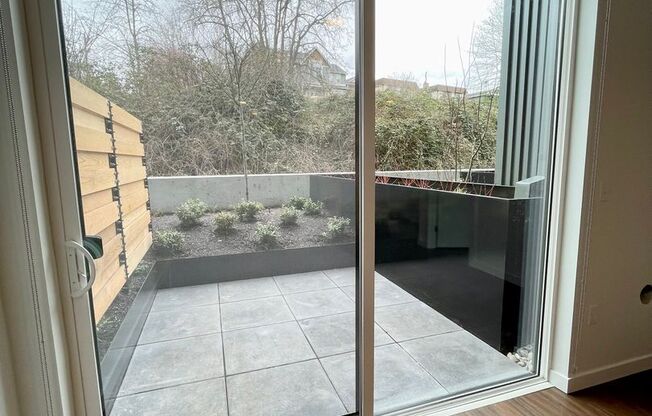 1 bed, 1 bath, 674 sqft, $2,425, Unit 203