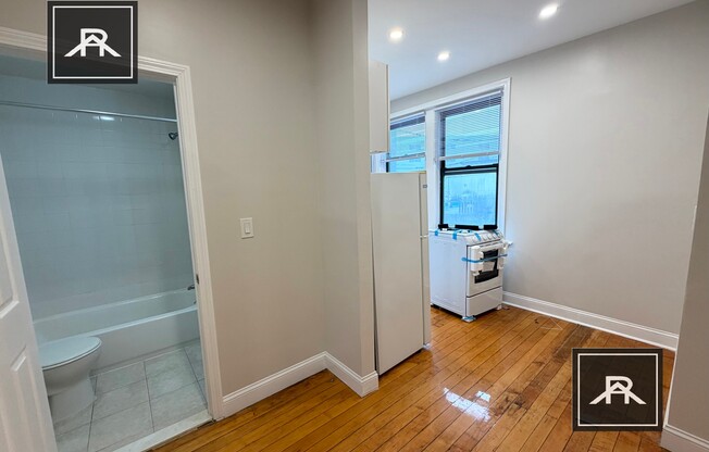 1212 COMMONWEALTH AVE