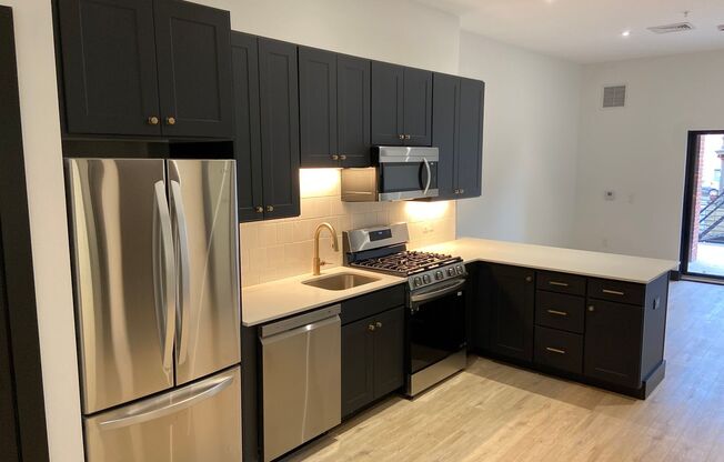 1 bed, 1 bath, 625 sqft, $1,850, Unit 107