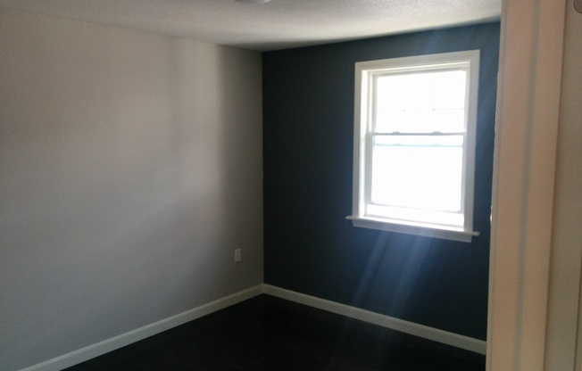 2 beds, 1 bath, 750 sqft, $1,750, Unit 17