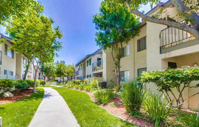 Harbor Cliff Apartments Exterior Building View