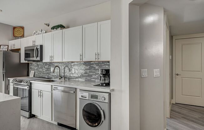 1 bed, 1 bath, $2,000, Unit # 245