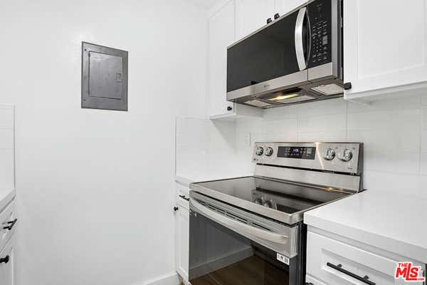 2 beds, 2 baths, 1,200 sqft, $3,995, Unit 5