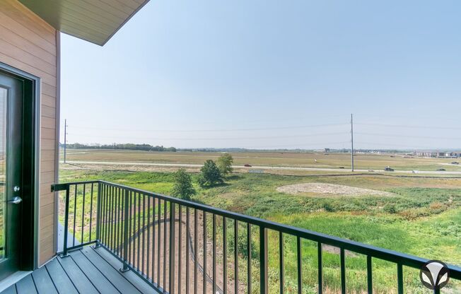 1 bed, 1 bath, 728 sqft, $1,295, Unit YH-1030