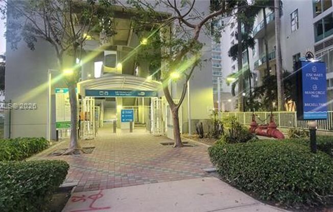 2 beds, 2 baths, $3,500, Unit # 1110