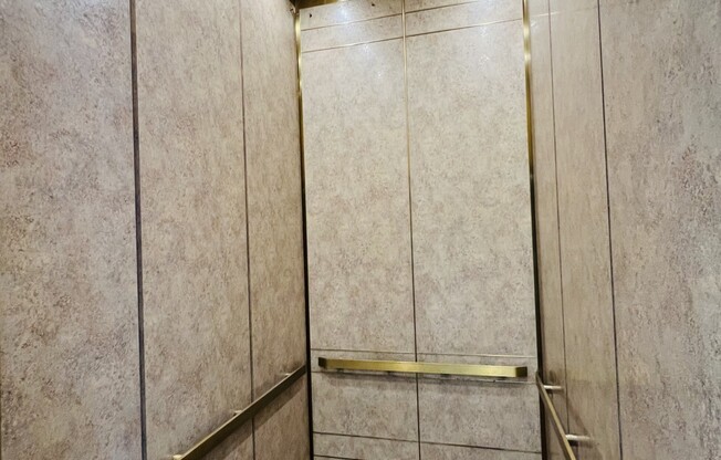 1 bed, 1 bath, 857 sqft, $3,400, Unit 5-5S