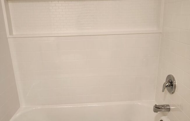 3 beds, 2 baths, 1,696 sqft, $2,055, Unit WI150G4