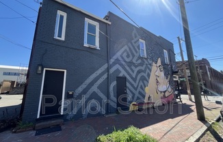 2200 E MAIN ST