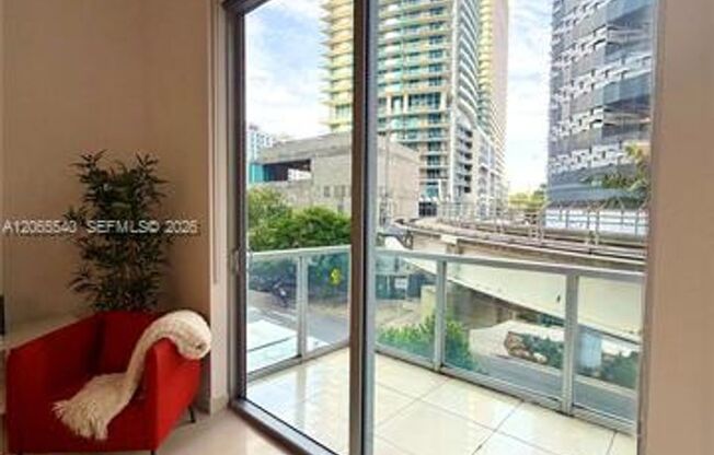 1 bed, 1.5 baths, $3,100, Unit # 206