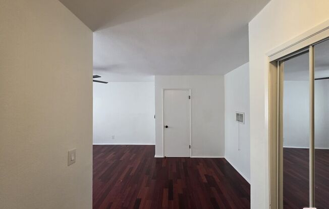 4822 Mascot St.