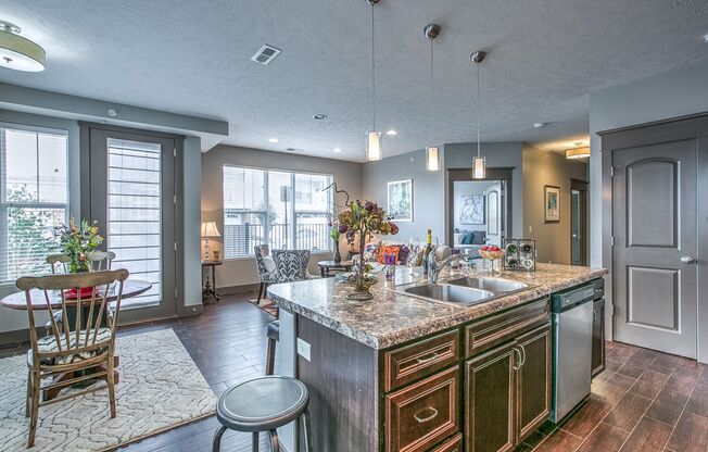 3 beds, 2 baths, 1,469 sqft, $1,995, Unit A - 1010 Unit 215 - C1469