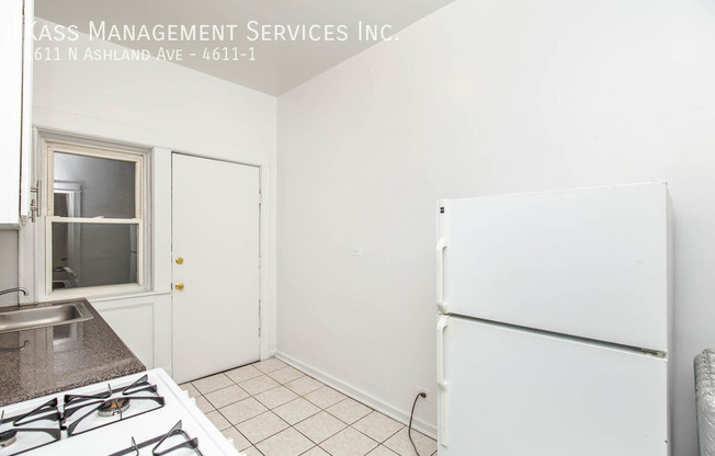 4611 N Ashland Ave
