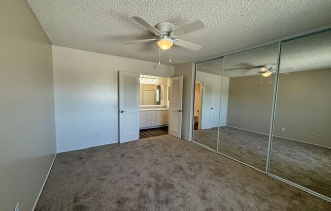2 beds, 1 bath, 910 sqft, $2,525, Unit Q013