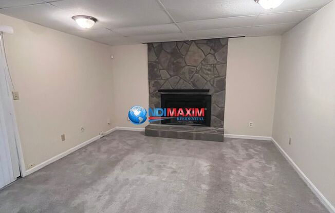 Spacious 4 bedrooms house in Lawrenceville