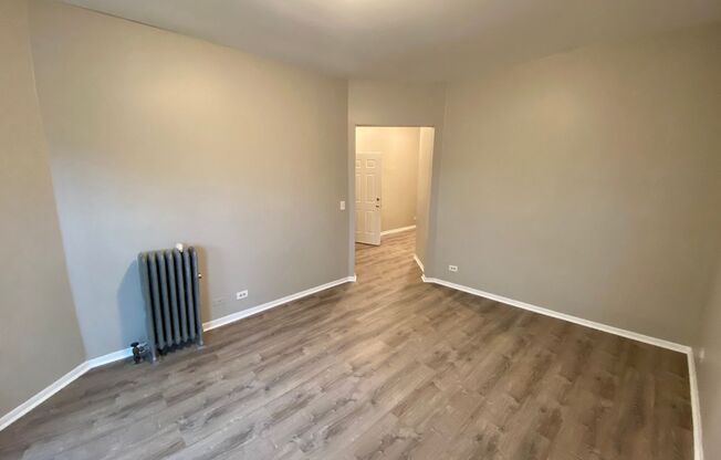 4 beds, 1 bath, 1,350 sqft, $2,100, Unit 6213-1N