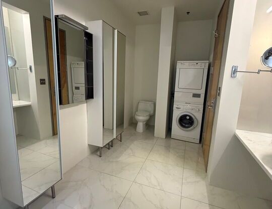 1 bed, 1 bath, 980 sqft, $3,400, Unit 114