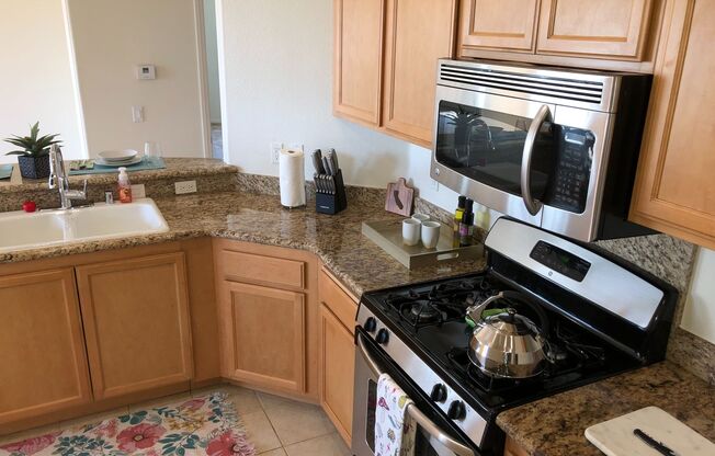 2 beds, 2.5 baths, 1,296 sqft, $3,200, Unit 8714-208