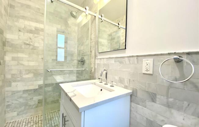 3 beds, 2 baths, 1,157 sqft, $9,250, Unit 4B