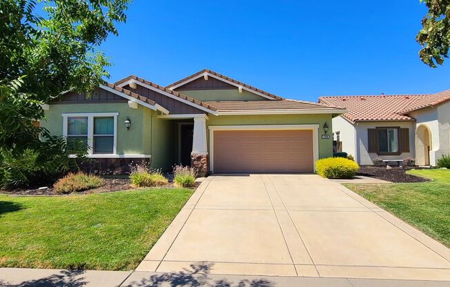 Gorgeous Single-Story Single-Family Home in Blackstone