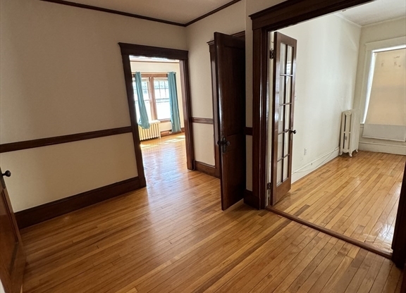 1 bed, 1 bath, 650 sqft, $3,000, Unit 36