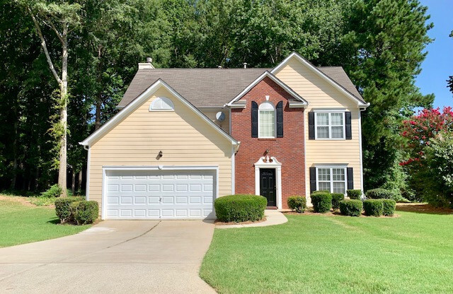 Impeccable 4 Bed/2.5 Bath in Lovely McDonough!