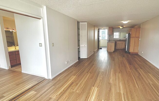 2 beds, 2 baths, $3,000