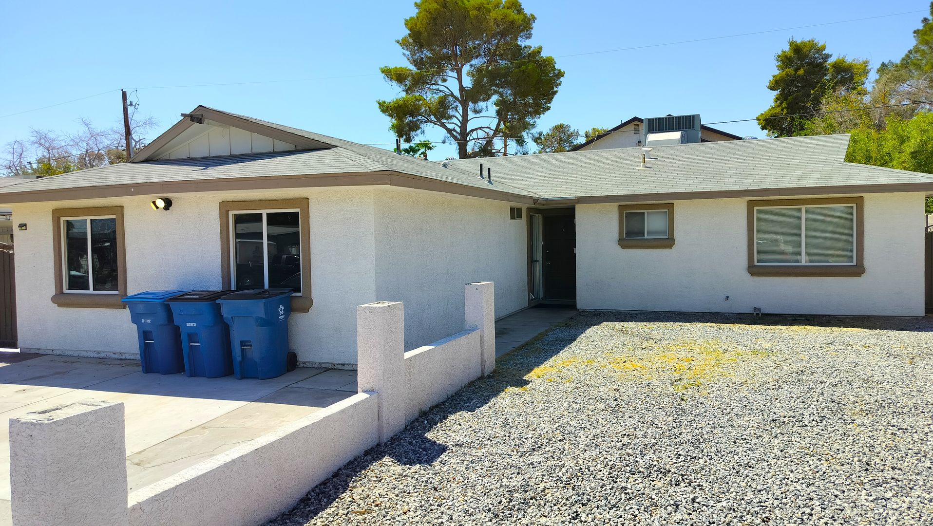 5821 EUGENE AVE