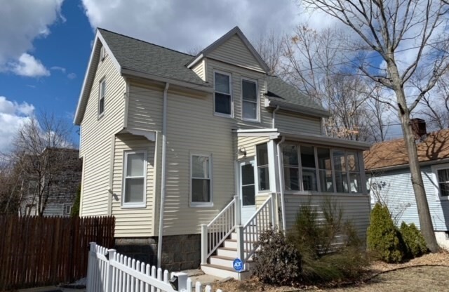 81 CLARE AVE