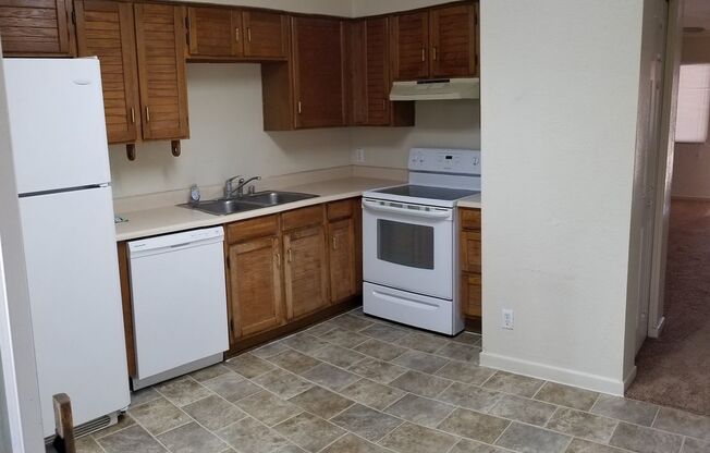 AFFORDABLE CONDO IN THE HEART OF TEMPE!