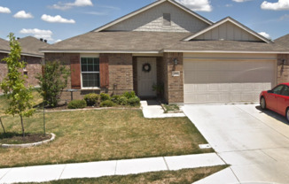 Located in a quiet Fort Worth neighborhood, this lovely 3 bedroom, 2 bathroom home offers the perfect blend of comfort and convenience.