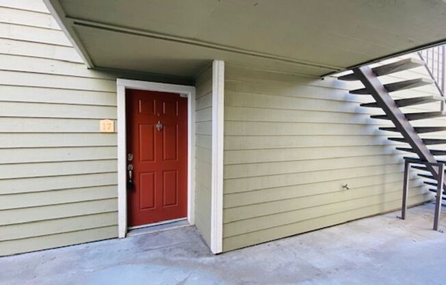 Spacious Lower Level, 2BD/2BA Condo Unit, Reflections, SR- Available NOW!
