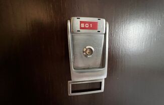 Studio, 1 bath, 500 sqft, $700, Unit 501