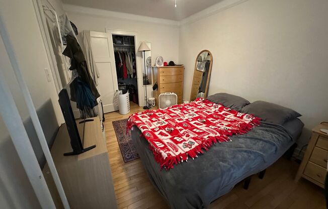 1 bed, 1 bath, 700 sqft, $1,325, Unit 57
