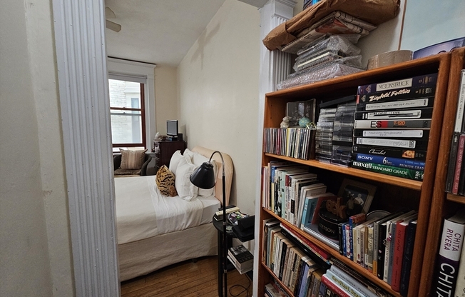 Studio, 1 bath, 275 sqft, $2,250, Unit 500