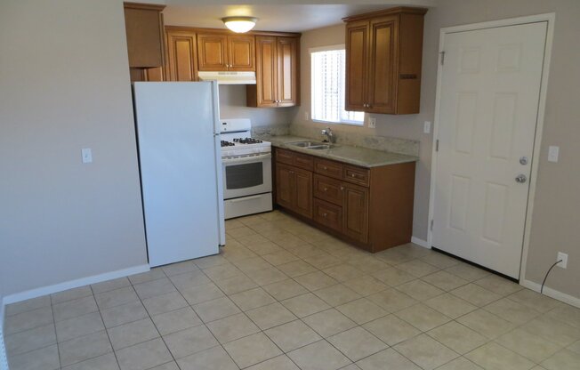 51ST ST (4324)