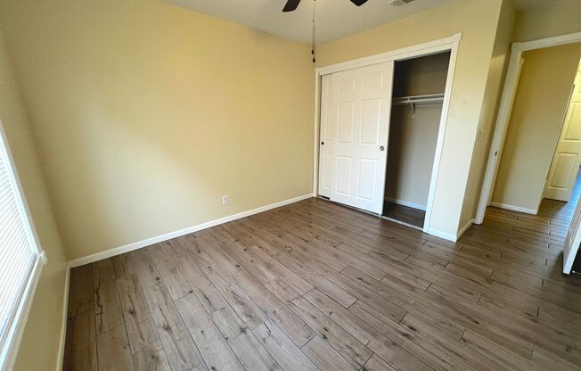 2 beds, 2 baths, $1,275, Unit UNIT 1038