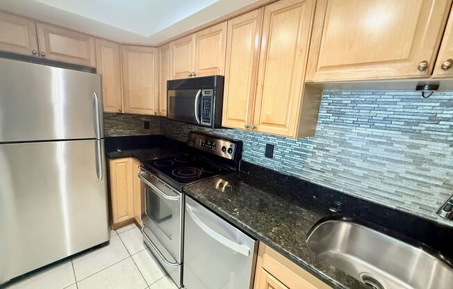2 bed 2 bath condo in Rosemary's District