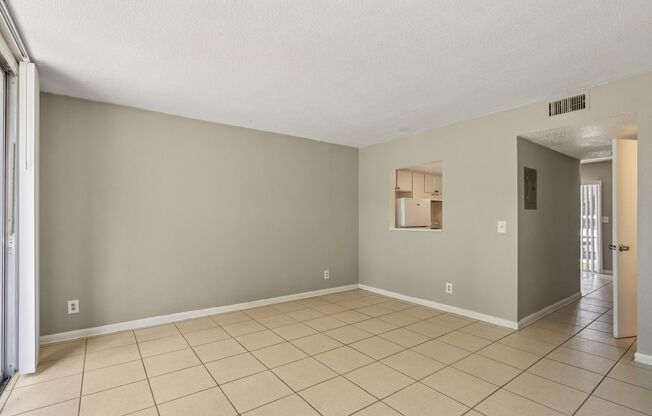 1 bed, 1 bath, 850 sqft, $1,050, Unit 29-066C