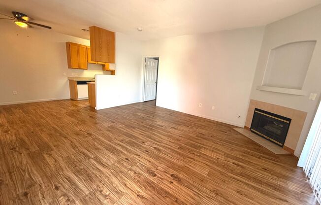 SPACIOUS 2BED/2BATH CONDO * FIRST FLOOR UNIT*