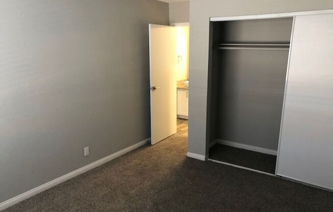 2 beds, 1 bath, $1,399, Unit P03