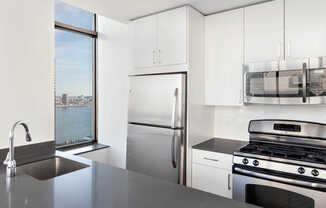 300 East 39th