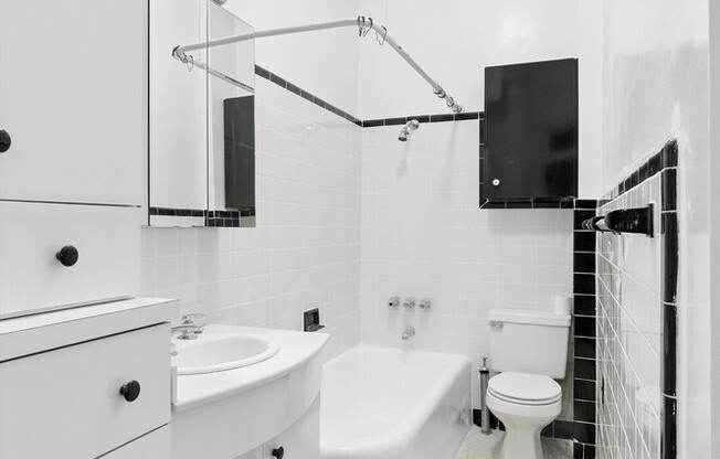 Studio, 1 bath, 350 sqft, $3,350, Unit 360