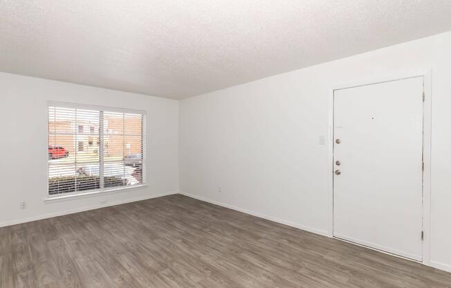 Home - Woodgate Apartments - Garland, TX