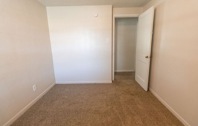 3 beds, 1 bath, $1,500