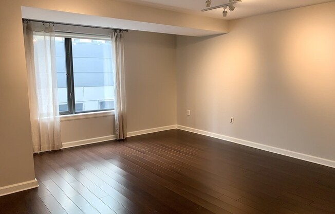 3 beds, 2.5 baths, 2,048 sqft, $10,000, Unit 801