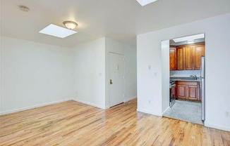 162 15 46 AVE