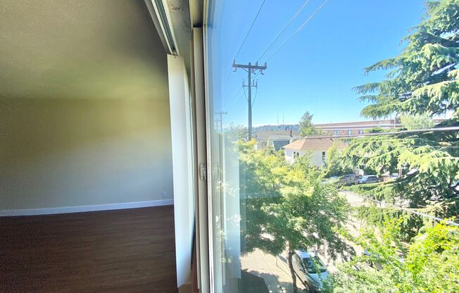 1 bed, 1 bath, 520 sqft, $1,595, Unit 305