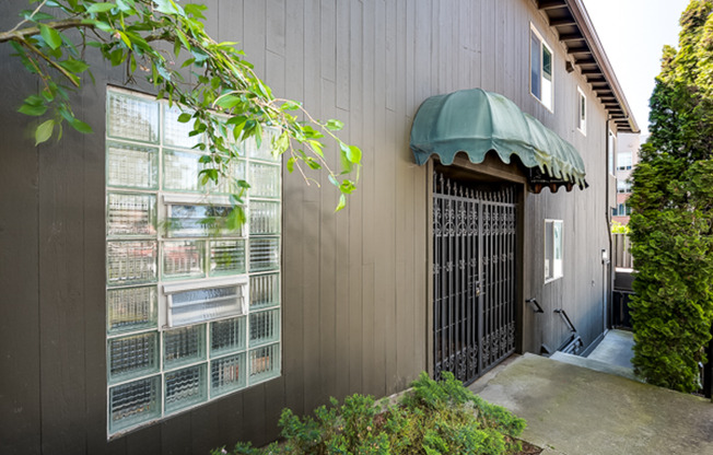 SL Skylark Apartments