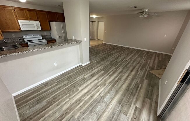 2 beds, 2 baths, $1,395, Unit UNIT # 101